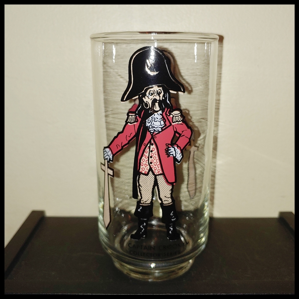 Vintage McDonald's Captain Crook Collector's Series Drinking Glass, 1977 - Picture 2 of 6